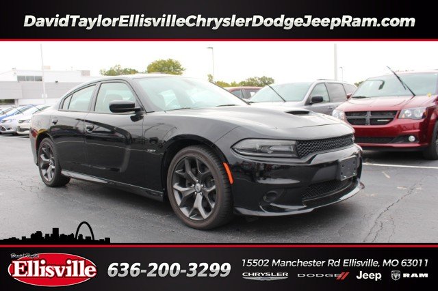 Pre Owned 2017 Dodge Charger R T With Navigation